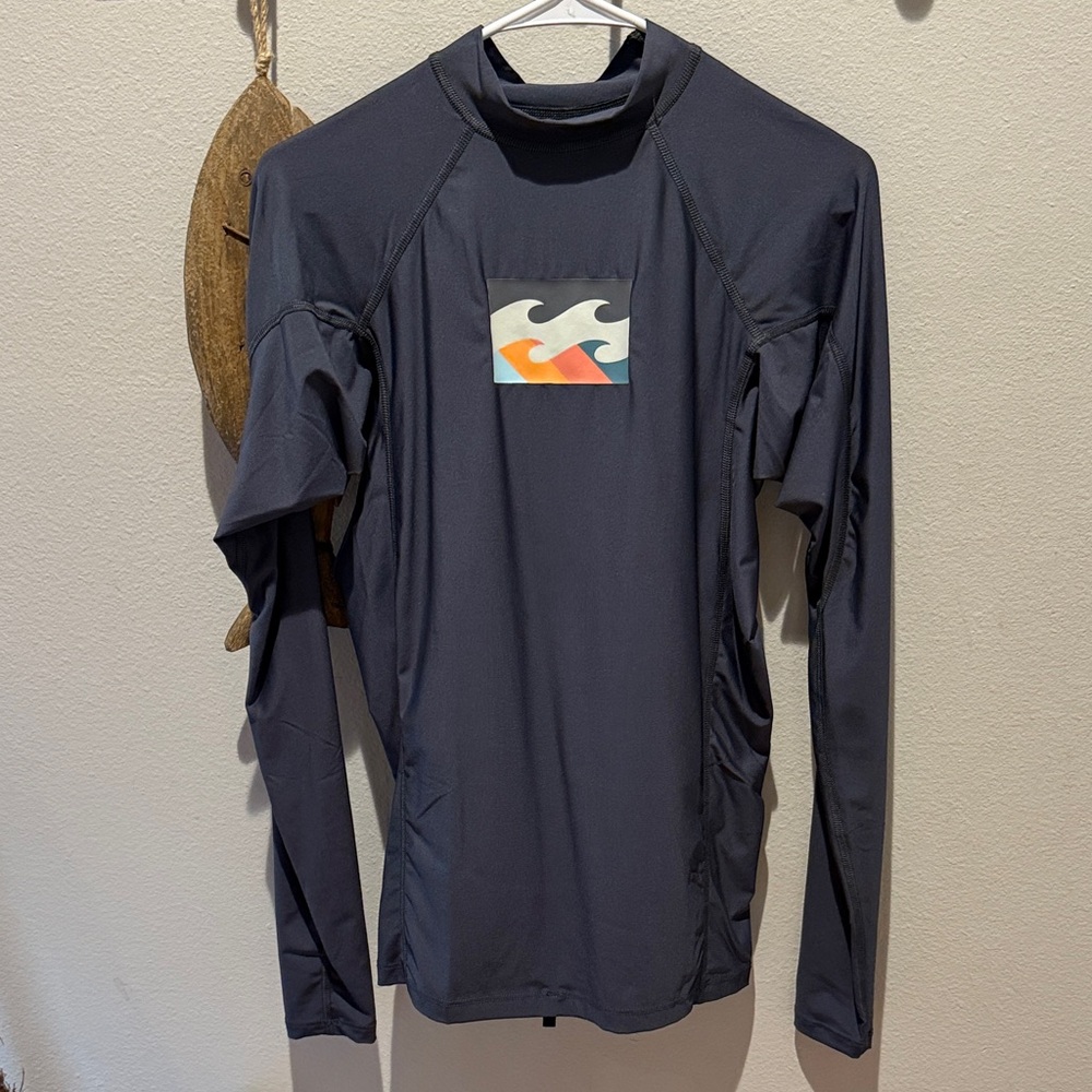 Billabong Dark Gray Rash Guard with Colorful Wave